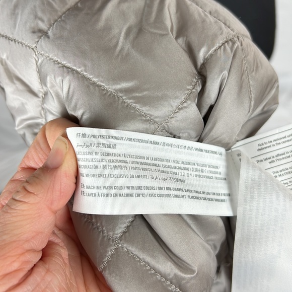 Abercrombie & Fitch Gold Puffer Permaloft Insulated Wind/Water Resistant Fabric - Picture 5 of 5